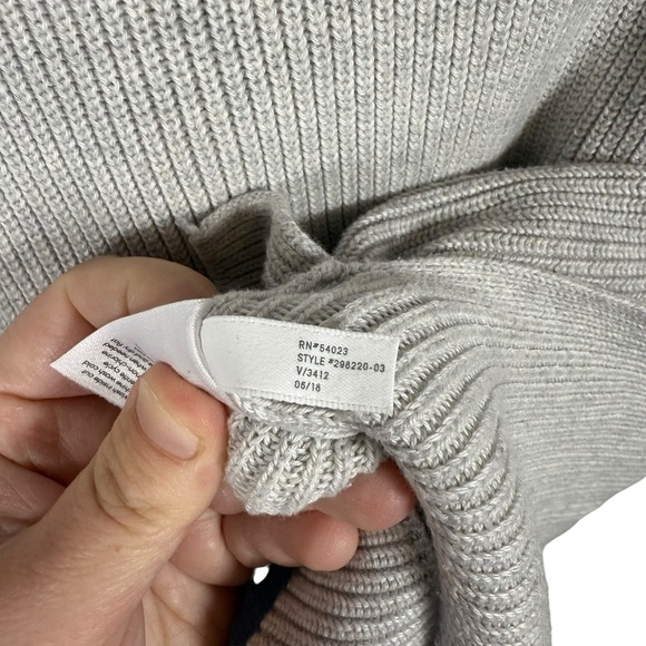 Athleta Women’s Rest Day Silk Blend Knit Hoodie in Dove Grey Size XS - Picture 9 of 10